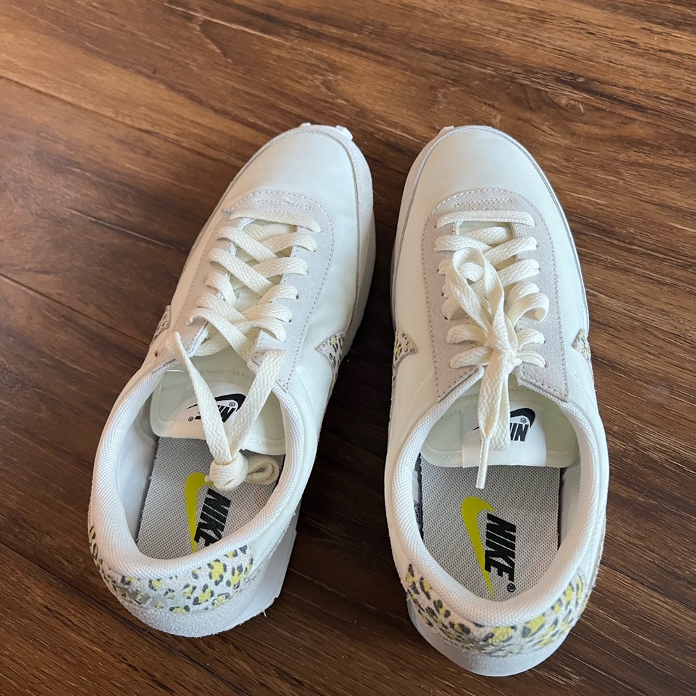 Nike sneaker - Picture 5 of 5